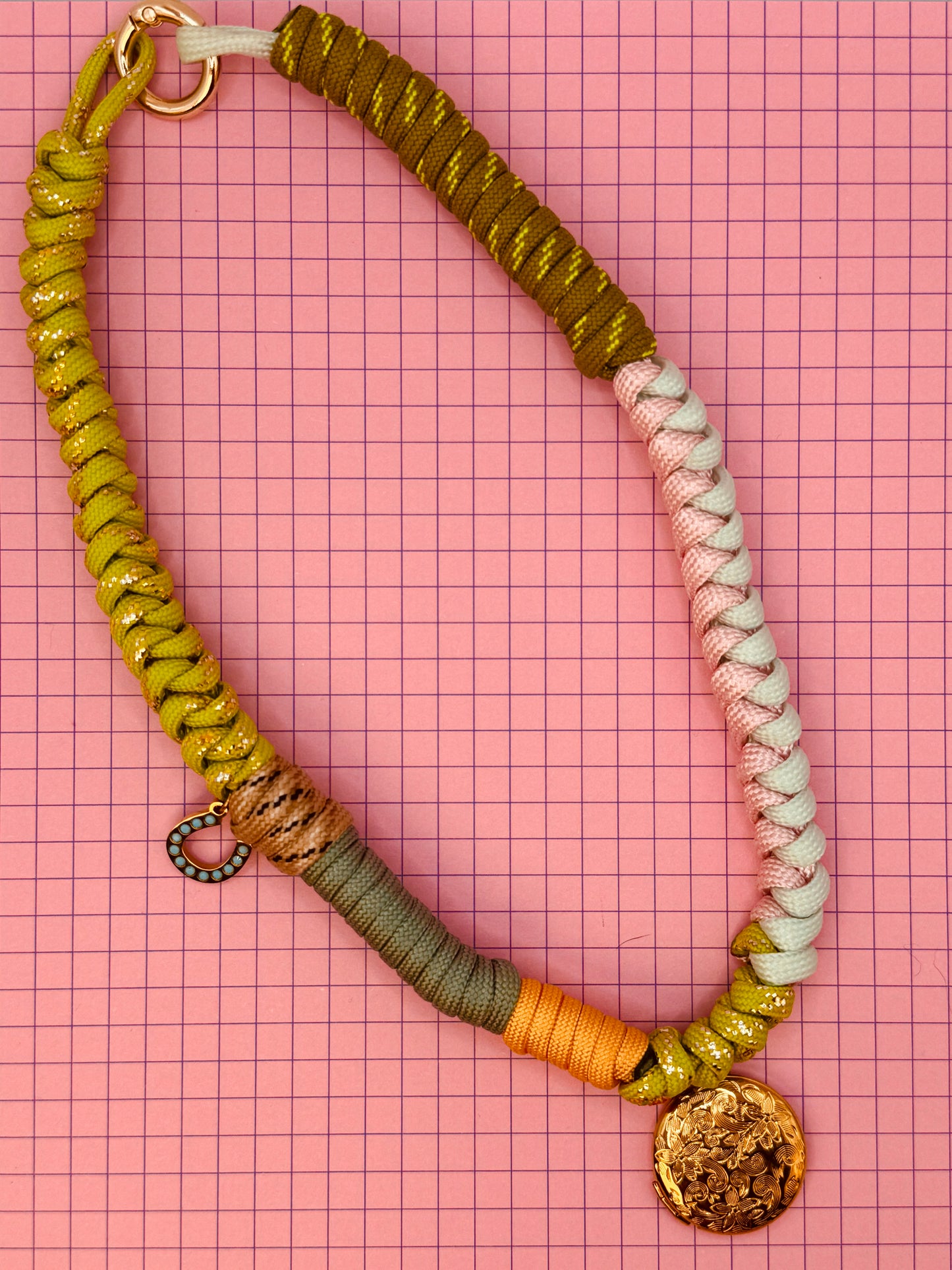The Twist Necklace