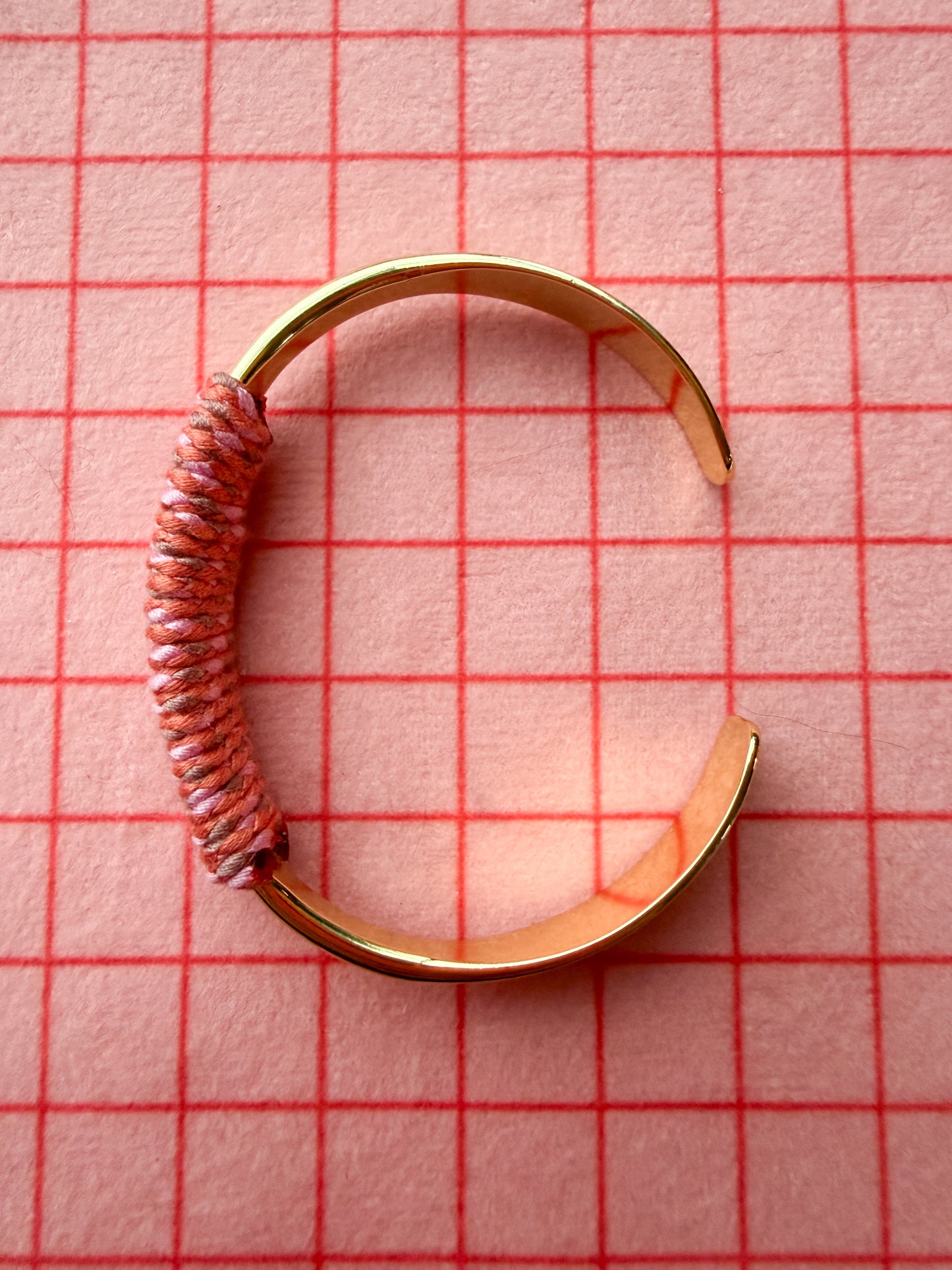 Contour Wrapped Cuff