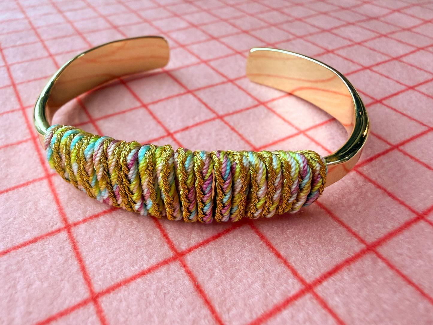 Contour Wrapped Cuff
