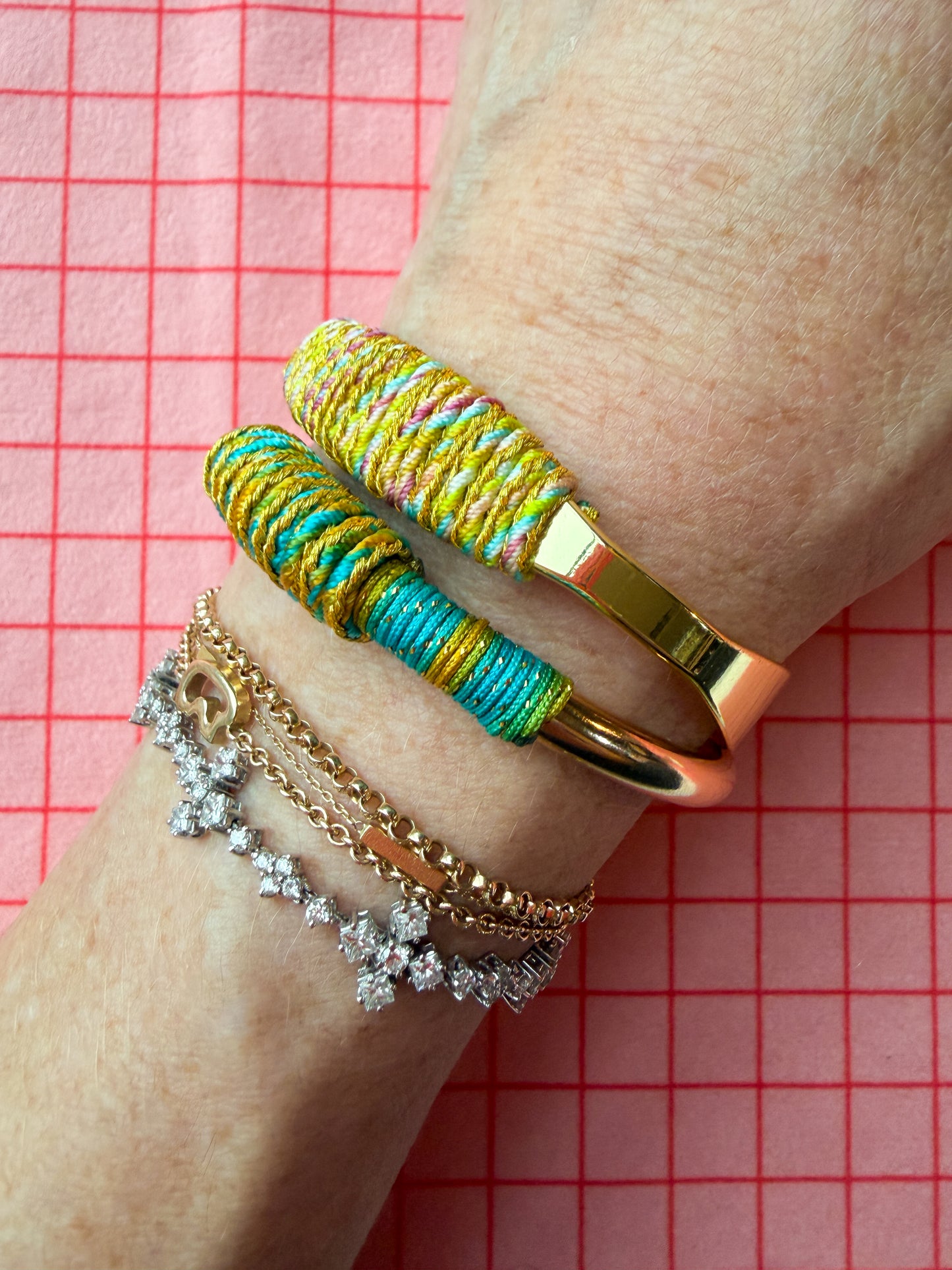 Contour Wrapped Cuff