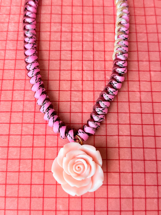 The Twist Necklace