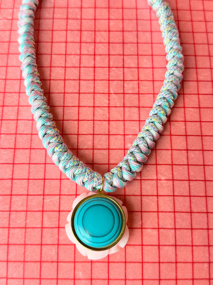 The Twist Necklace