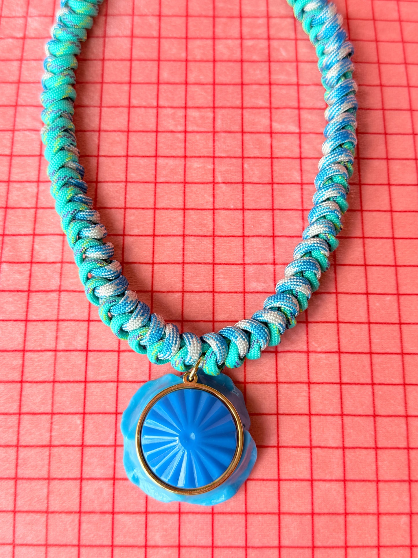 The Twist Necklace