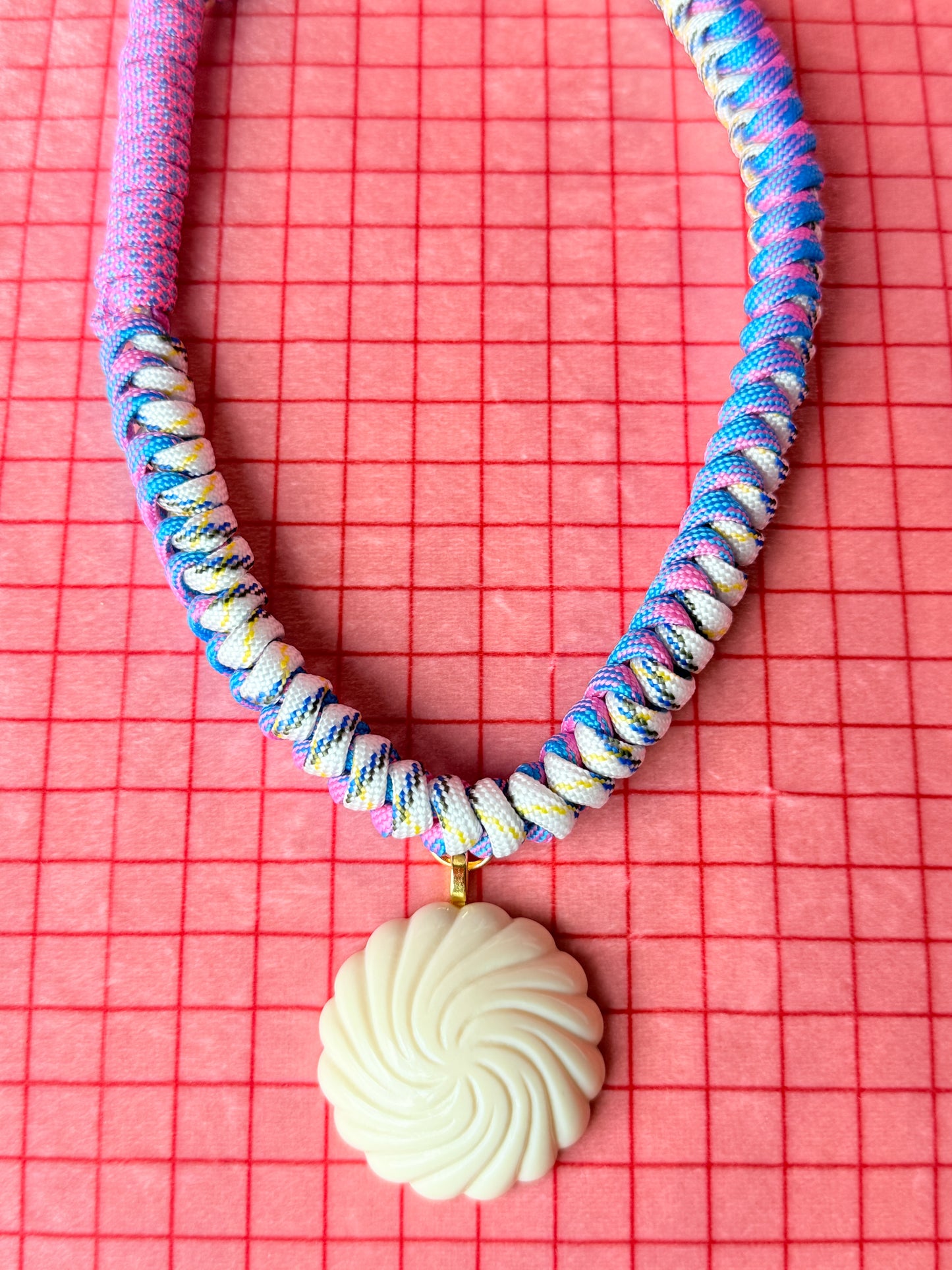 The Twist Necklace