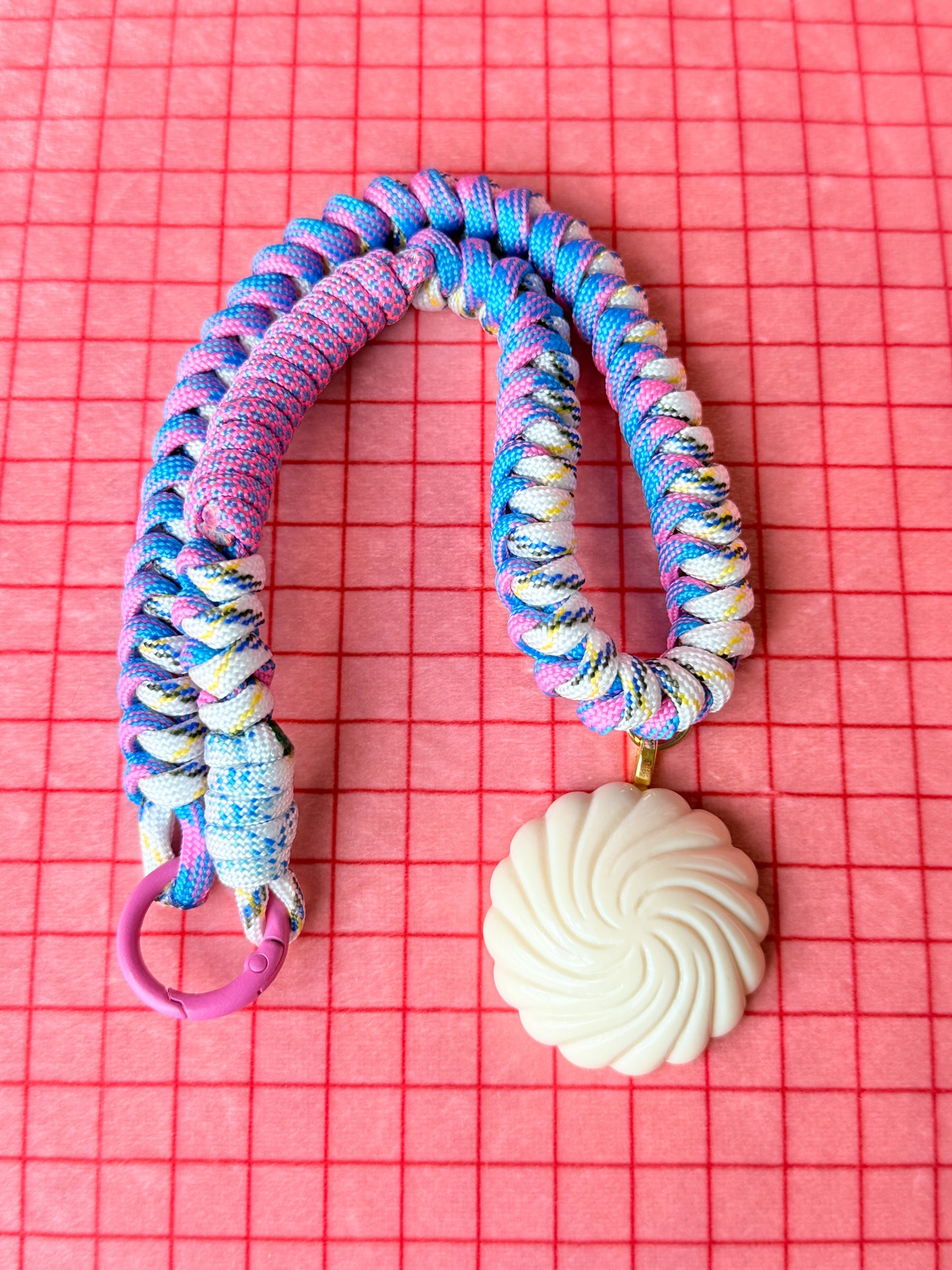The Twist Necklace