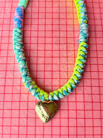 The Twist Necklace