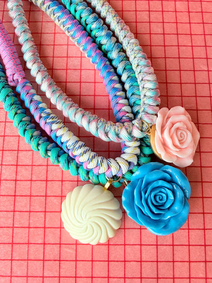 The Twist Necklace
