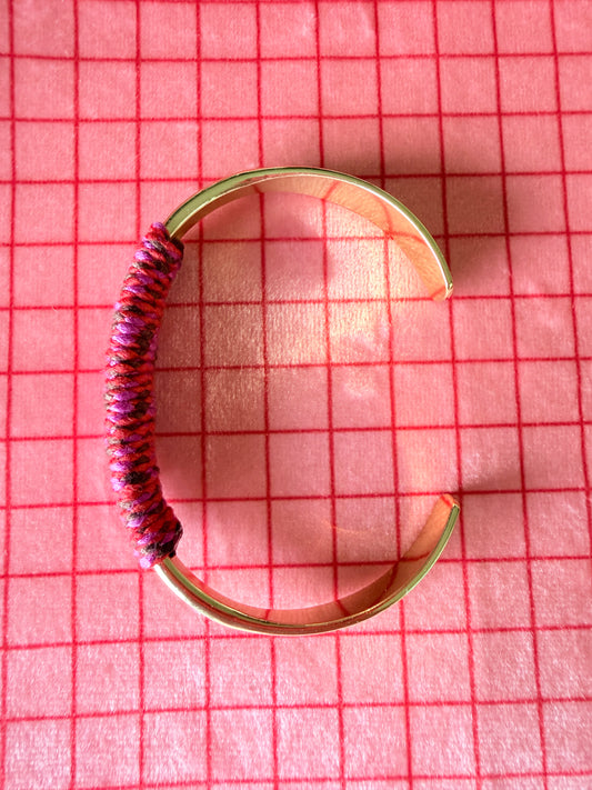 Contour Wrapped Cuff