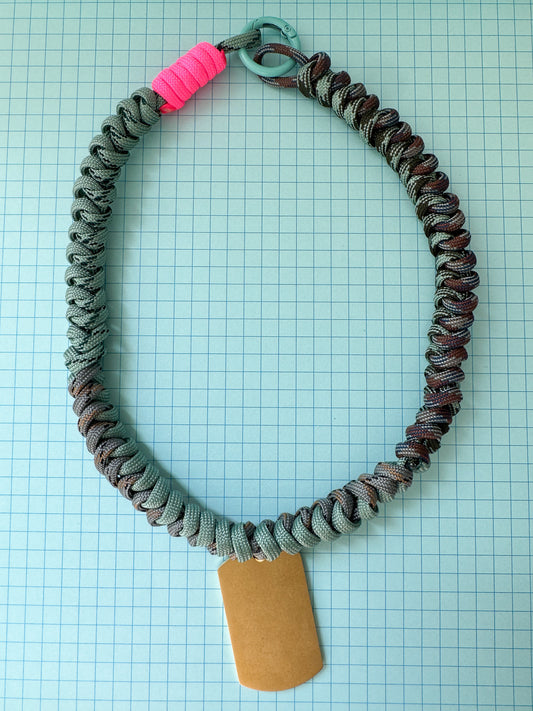 The Twist Necklace