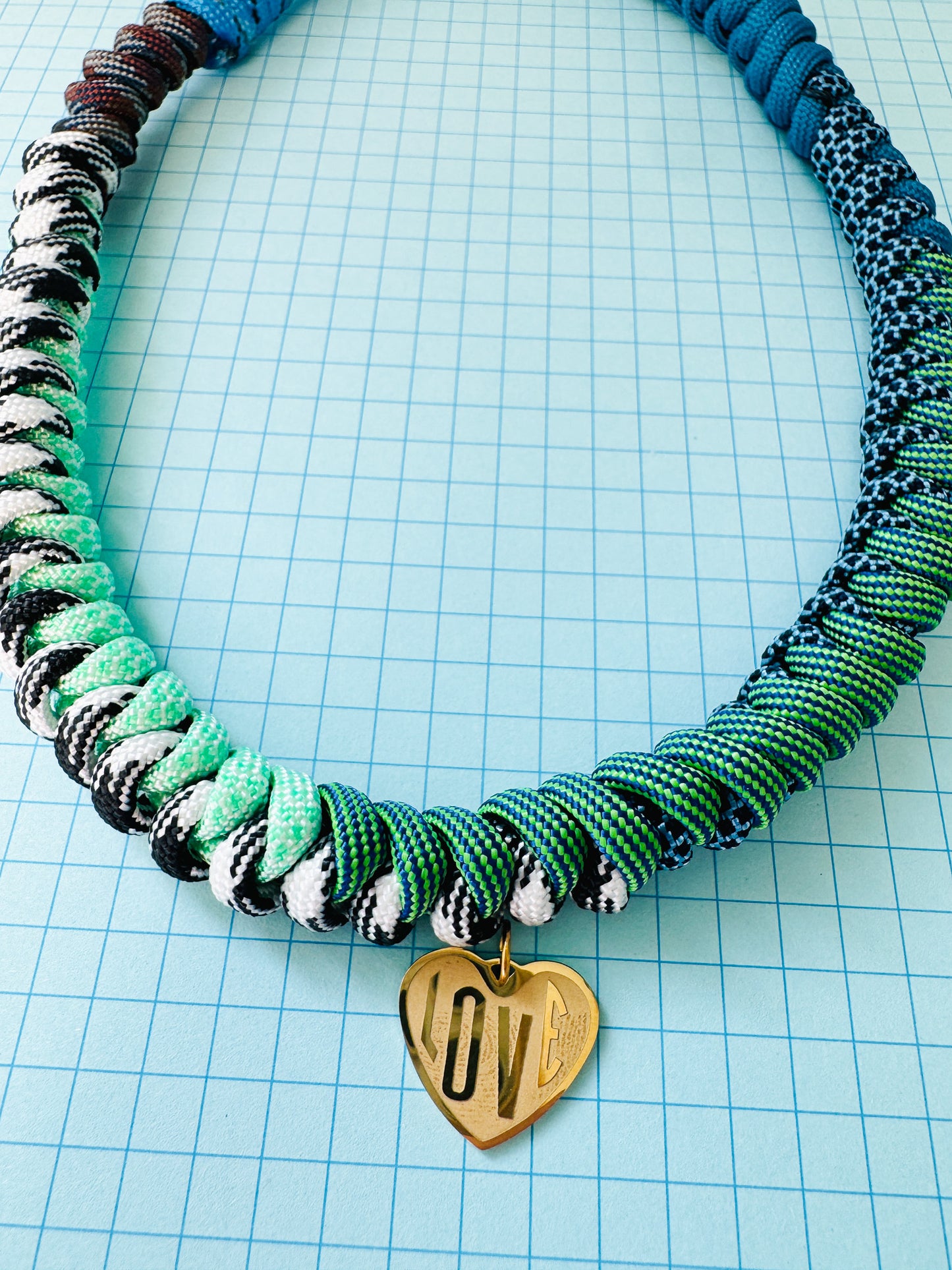 The Twist Necklace